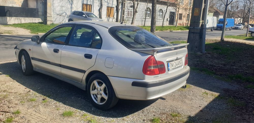 Vand mitsubishi carisma