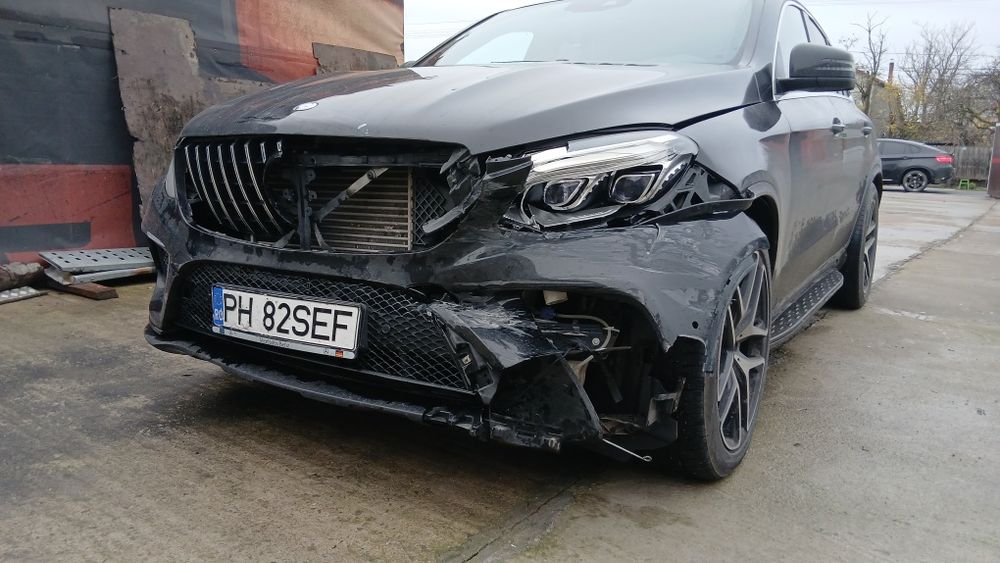 Reparații, restaurări mașini de colecție, tinichigerie auto