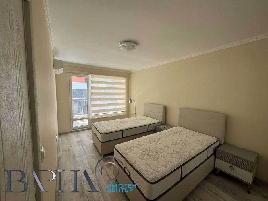 Дава се под наем Тристаен апартамент в Варна, Център - 117 кв.м за 797.64 € - Снимка #6