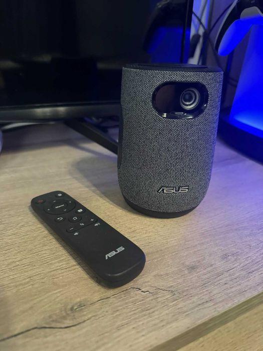 Преносим смарт LED проектор ASUS ZenBeam Latte L1