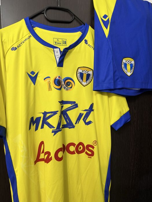 Tricou centenar Petrolul Ploiesti + pantaloni
