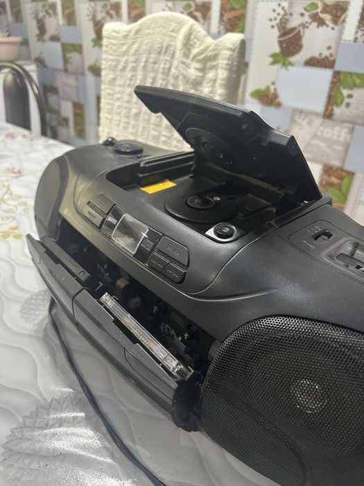 Продам магнитофон