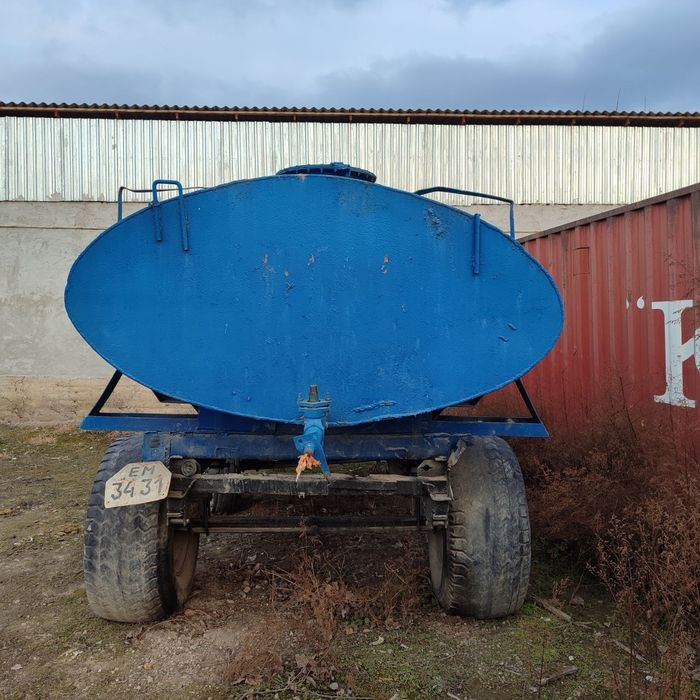 Сув бочкаси тележка