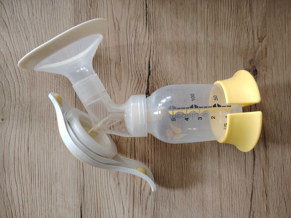 MEDELA Двуфазна ръчна помпа за кърма