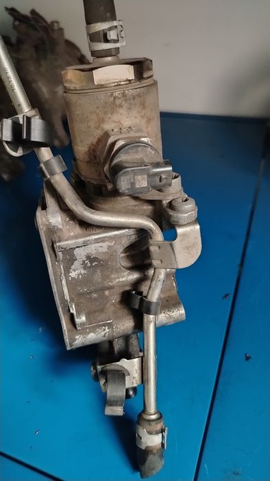 Помпа високо налягане, вакуум помпа Ауди А4 б8, А5 8Т /  ГНП Audi A4 b8 a5 8T 2.0 TFSI