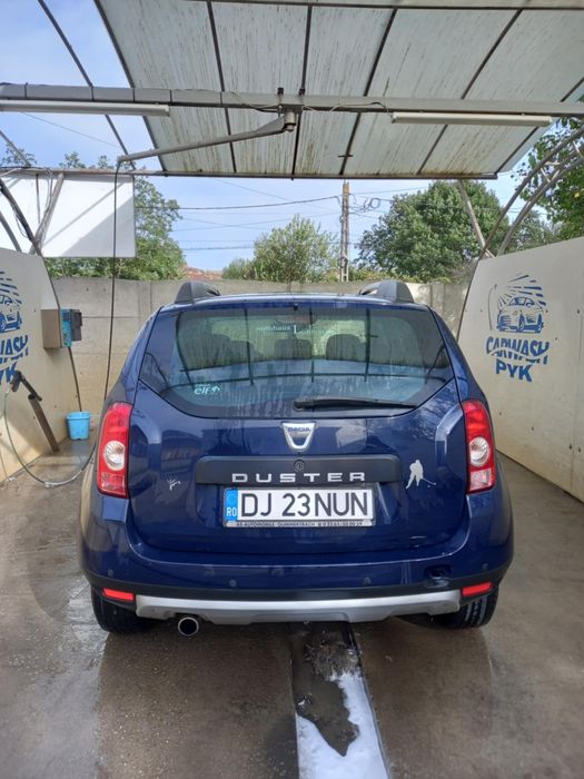 Vând mașină dacia daster