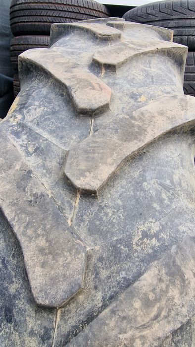 Cauciuc Agricol 11.2R44 (270/95R44) marca Alliance