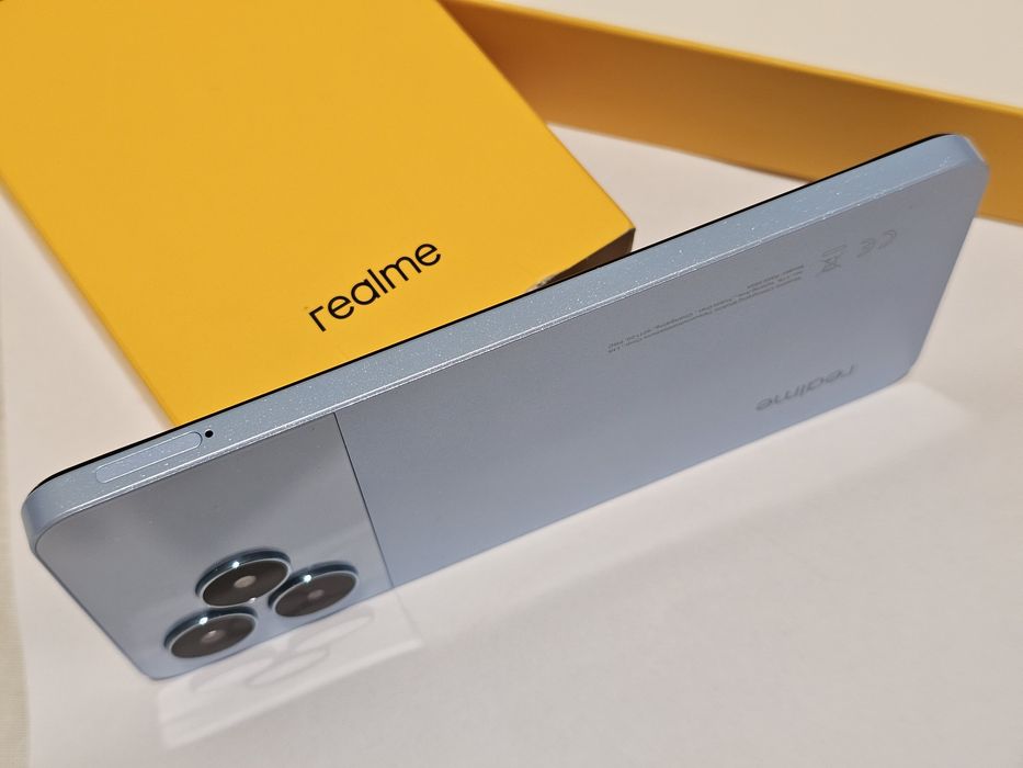 Продавам Realme Note 50