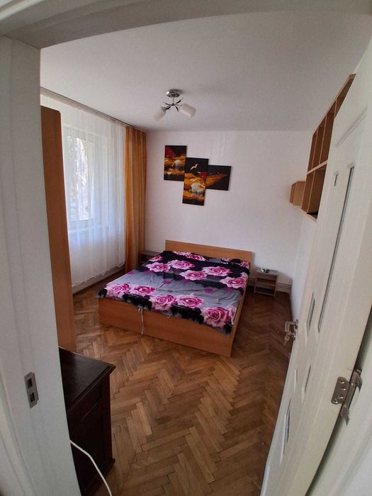 Vand apartament 3 camere zona Nord - Str.Cameliei