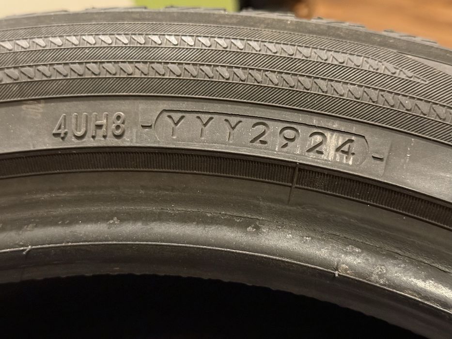 225/45 R17 YOKOHAMA BluEarth Winter V906 - 2 броя