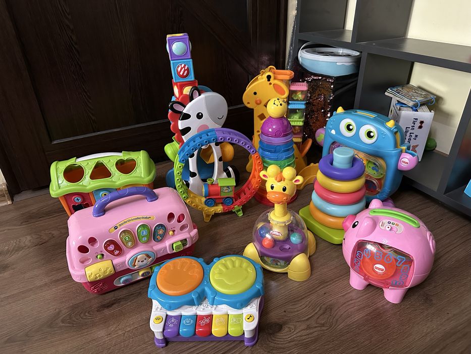 Играчки Fisher Price и други
