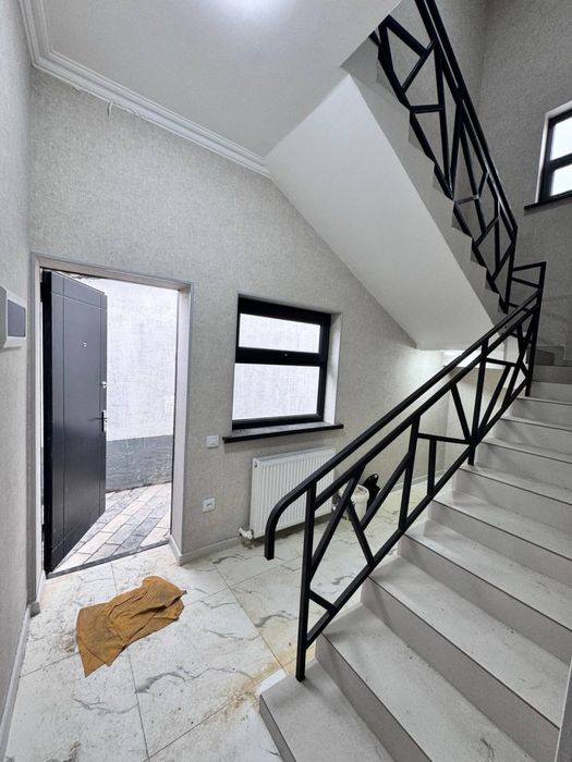 Квартира на земле,2 этажа,бойсунская