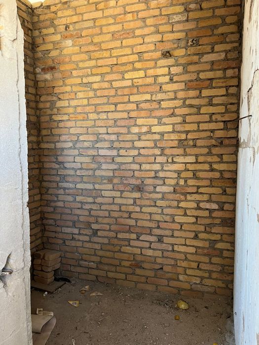 Продается недостроенный коттедж