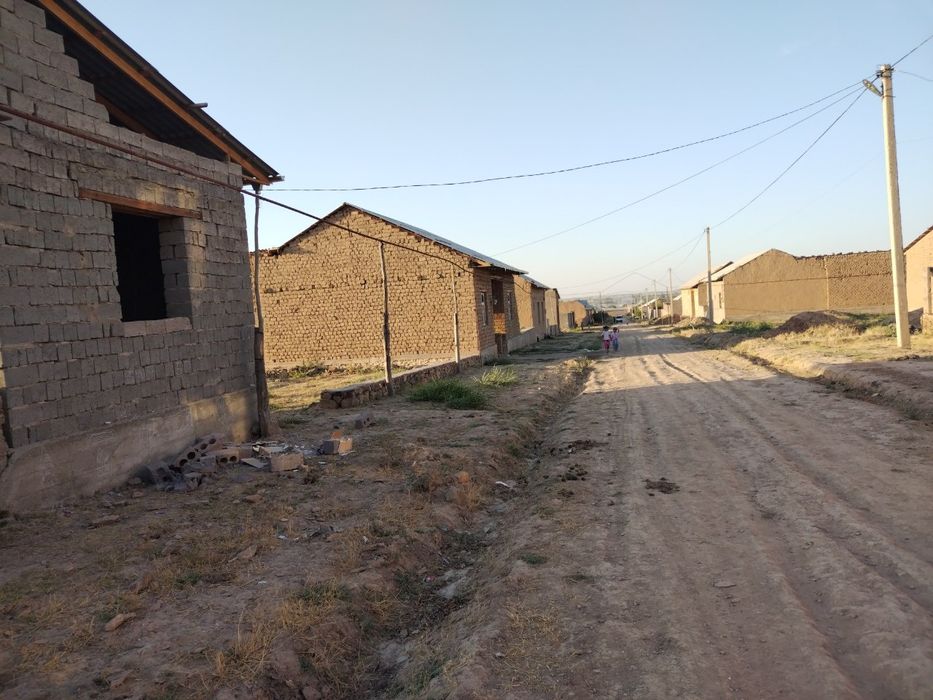 Uchastka uy kuyov boshi mahallasi 6 sute yer
