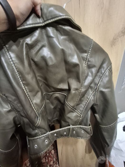 Женская кожаная куртка: Zara и Stradivarius
