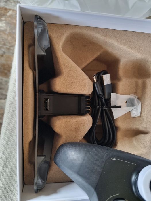 Wireless Game Controller Gamesir CYCLONE. Nou.