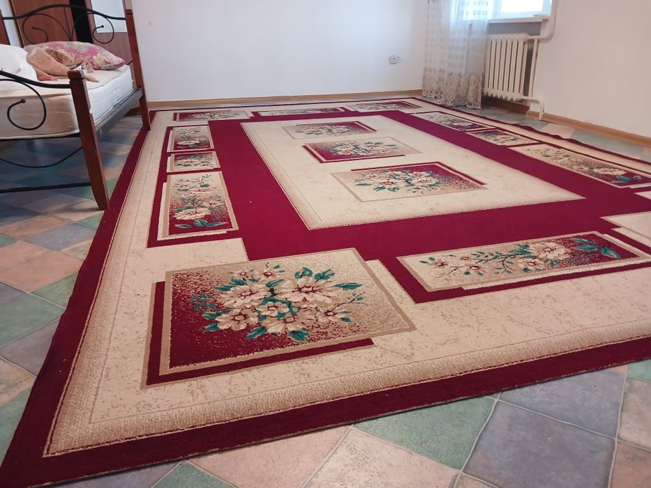 Продается ковер 3м × 5м