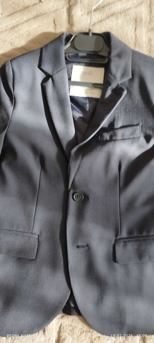 Ново детско сако Zara – елегантен модел