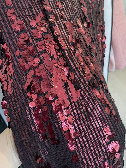 Бордо рокля с пайети