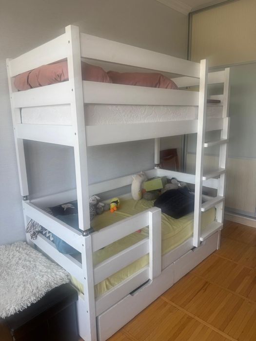 2-х ярусная кровать,размеры 80 на 160