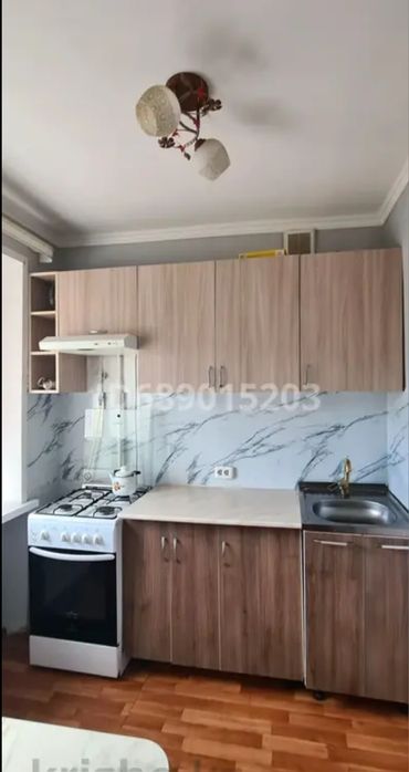 Сдается 1к.кв. 8мкр. посуточно и почасам.