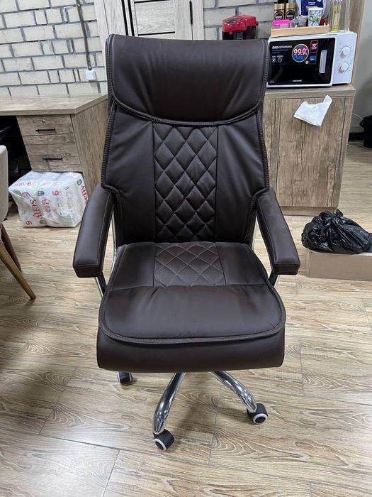 Продаются кресла для офиса в хорошем состоянии