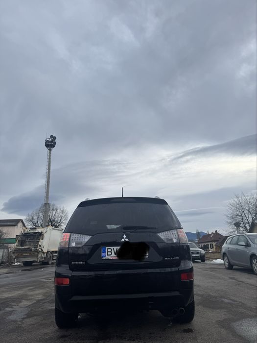 Vand Mitsubishi Outlander 2008
