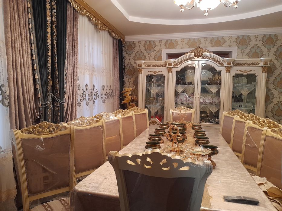 Ховли уй сотилади