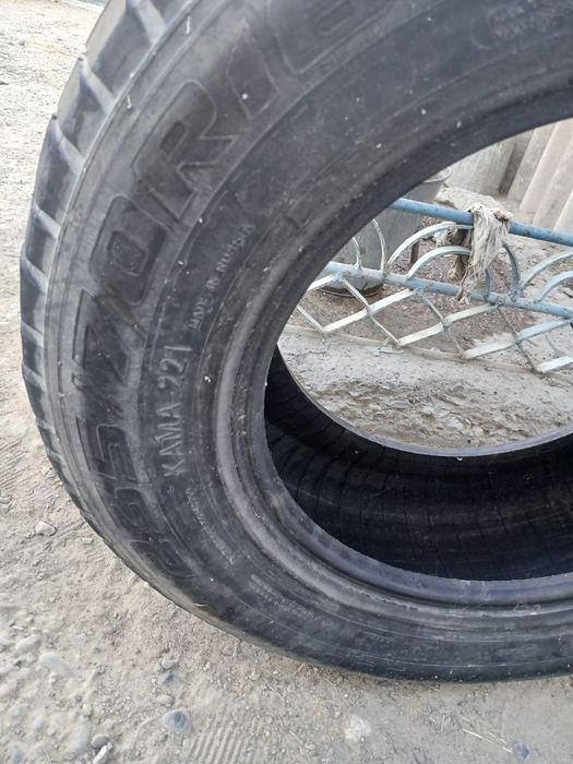 Продам комплект резины