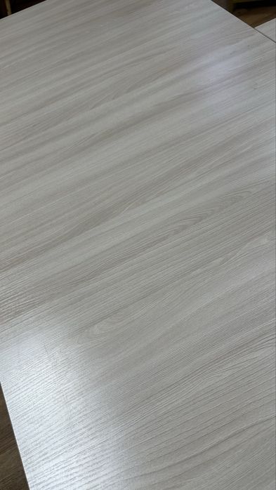 Столы с железными ножками