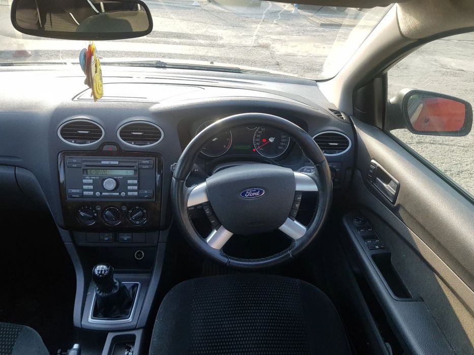 Usa dreapta spate/ Bara spate/Capota portbagaj Ford Focus 2 Berlina 2005