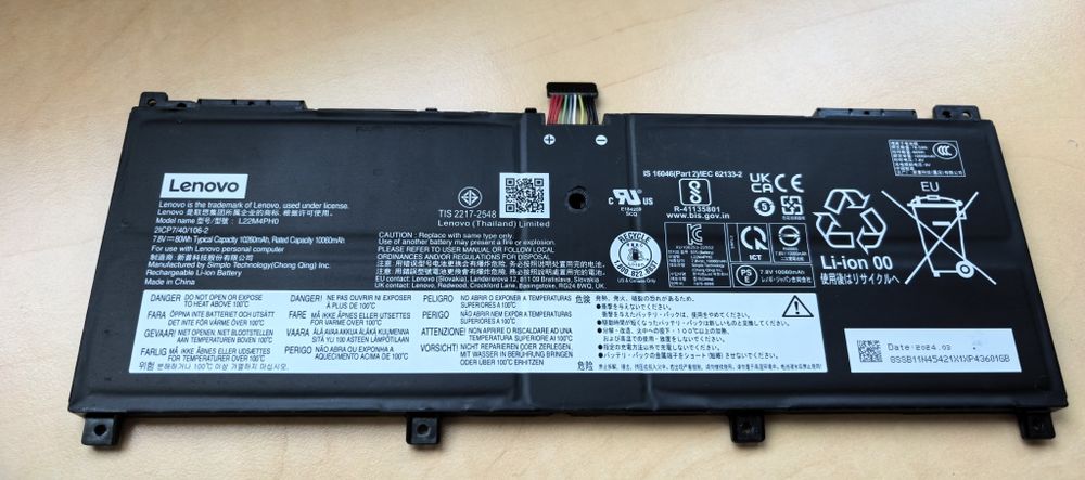 Laptop Lenovo Yoga Book 9 Ultra 7 - Pentru PIESE - Display / Carcasa