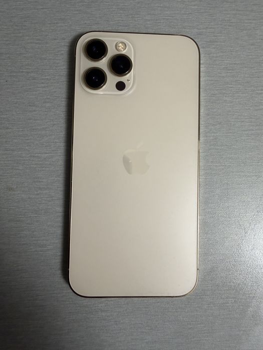 Iphone 12 pro max 256MB