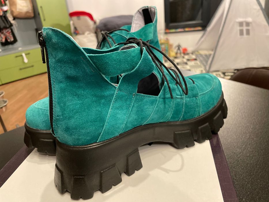 Ghete de toamna model unicat din piele 38