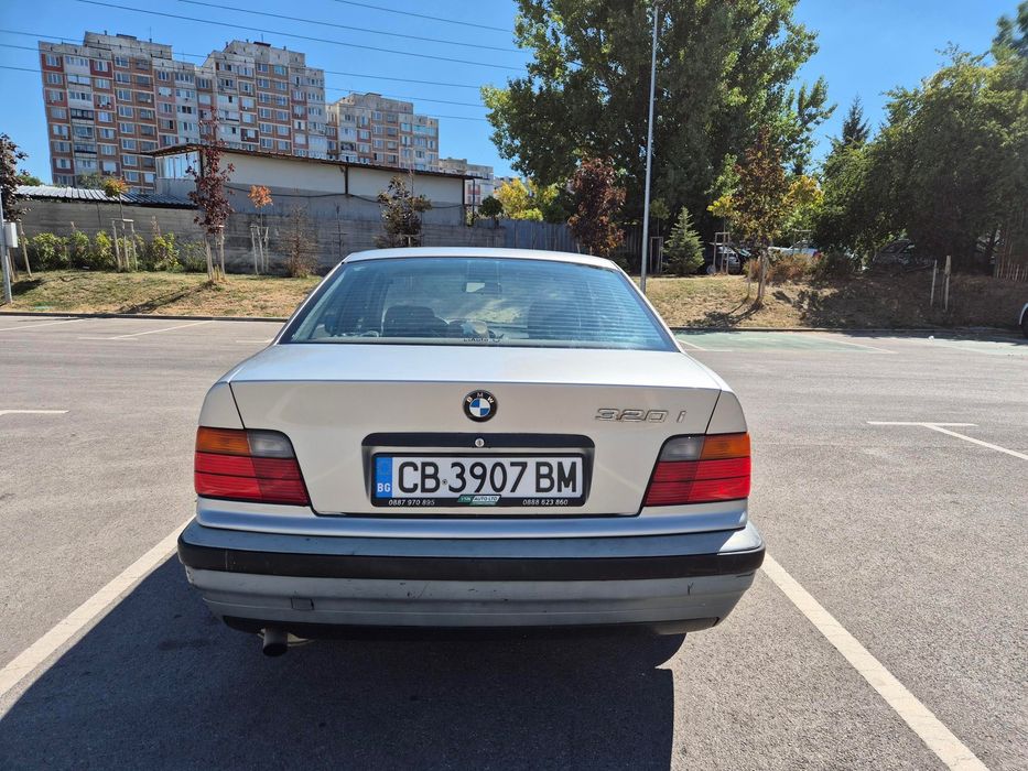 BMW E36 320i M50B20 бензин 1992г.