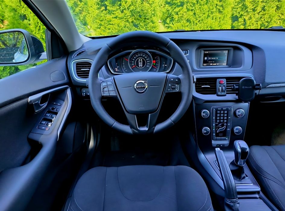 Volvo V40 Cross Country 2016