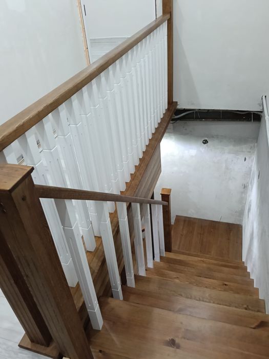 Лестницы из ценных пород дерева.