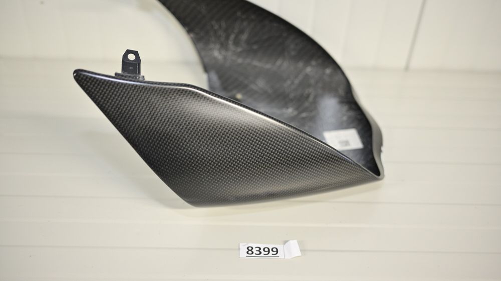 Carena monopost sa sezut din carbon oem Ducati Performance Diavel