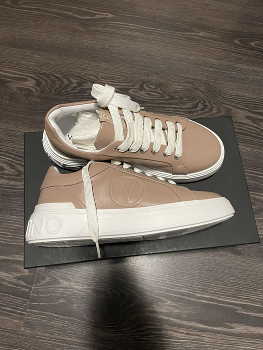 Vand incaltaminte dama Valentino