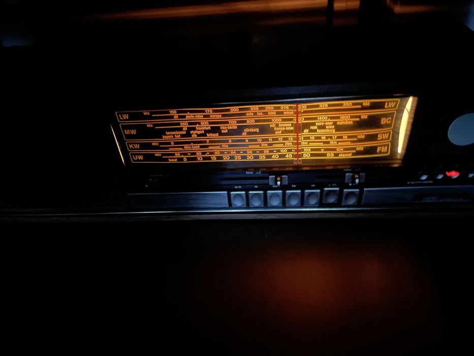 Radio Loewe Opta R144 Sensotronic