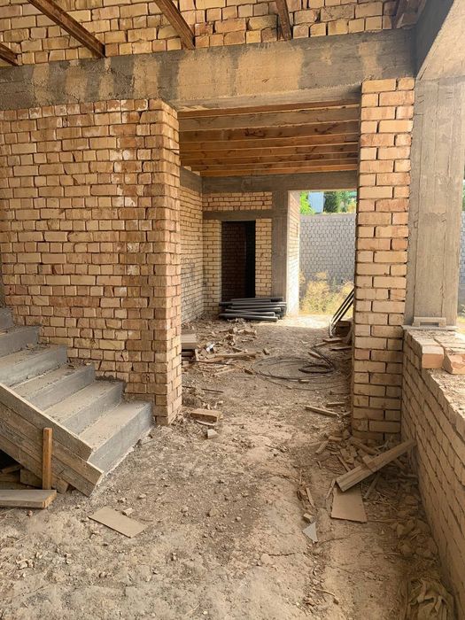 Бурчмулла 5,5 сотых дача сотилади.