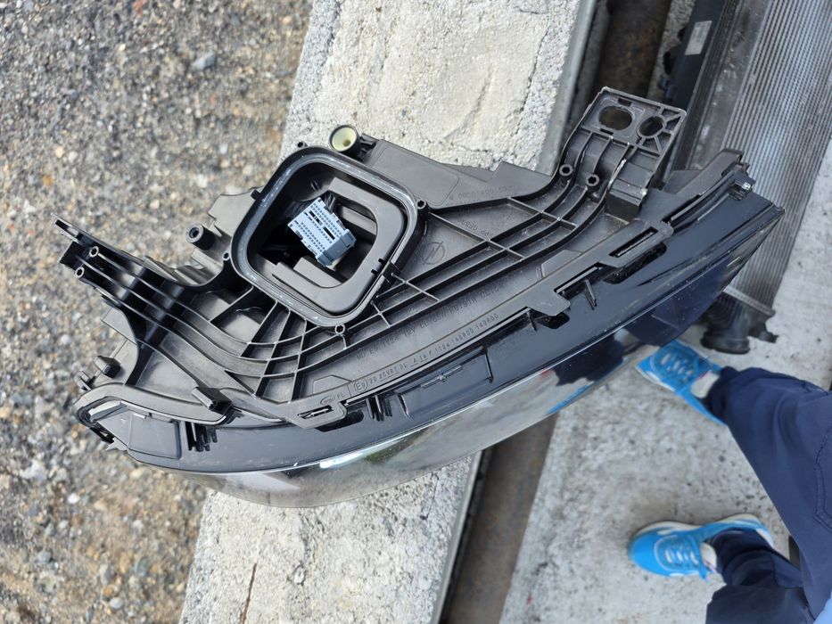 Far stânga Opel astra L an 2021- pana în prezent