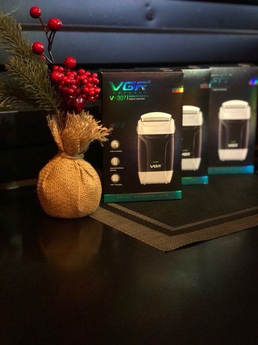 Шейвер ( портативнвя бритва )