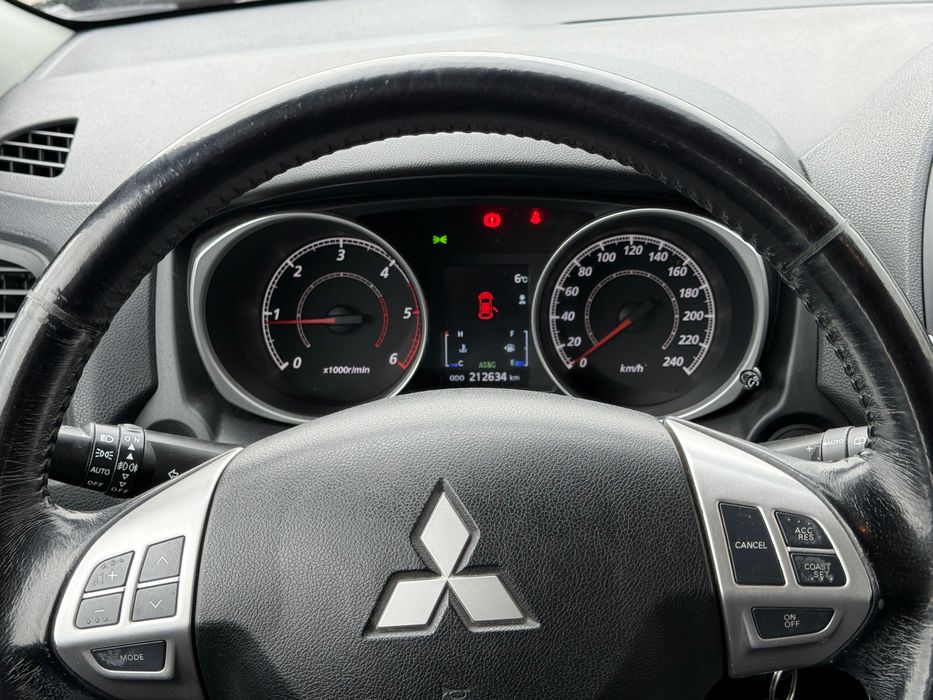 Vand Mitsubishi ASX // 4x4