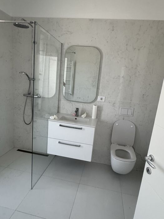 Vand casa Visani str Arghezi prețul este cu tot cu tva!!!