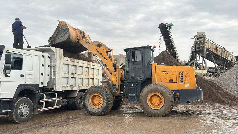 2 kubalik frontal yuklagich LG833H 2025 tayyor