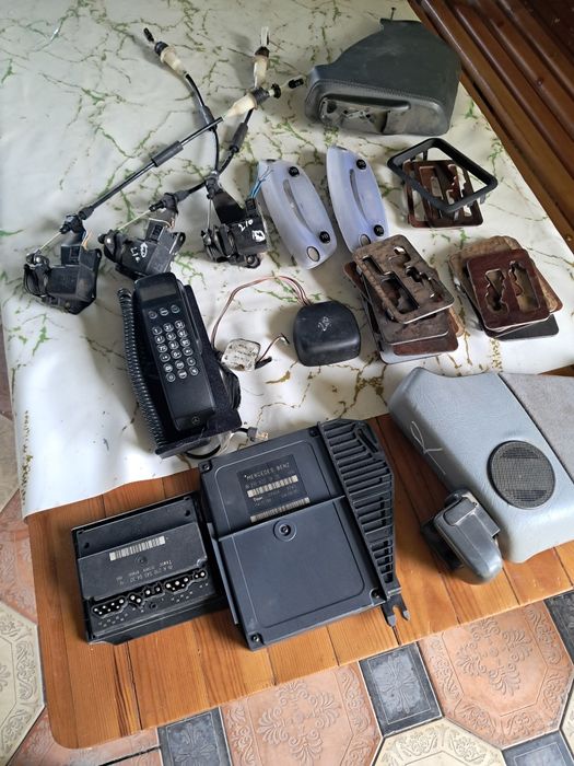 Мерседес.210 Зап салона.