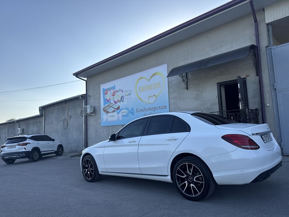 Mercedes benz w205