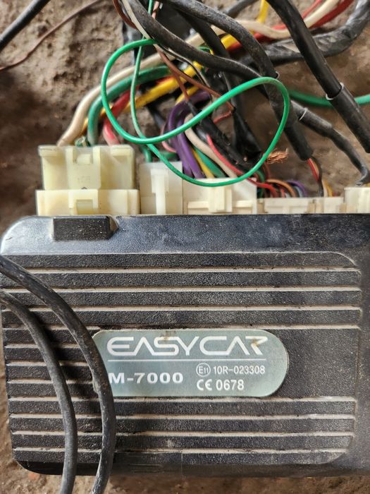 Easycar m7000 sotaman hammasi komplekt pulti corpus eski ekrani hafa