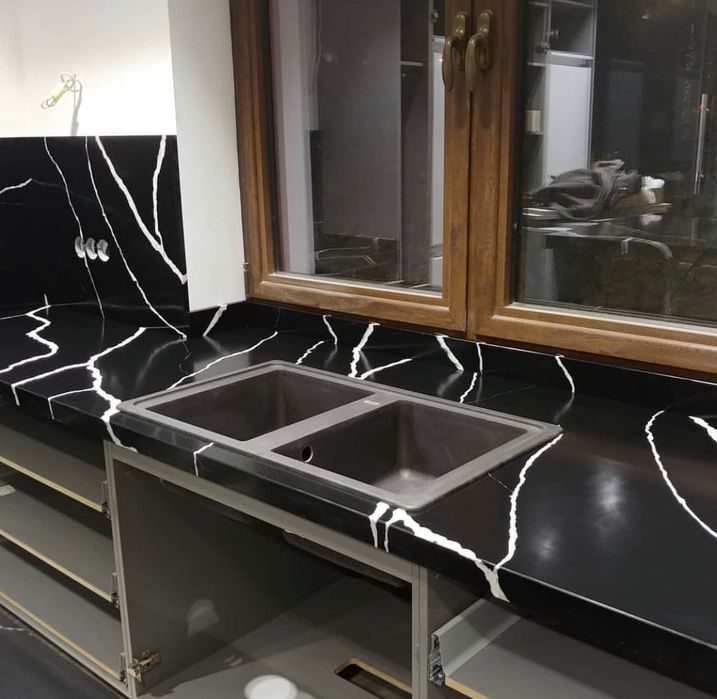 Столешницы из Кварца и Акрила!